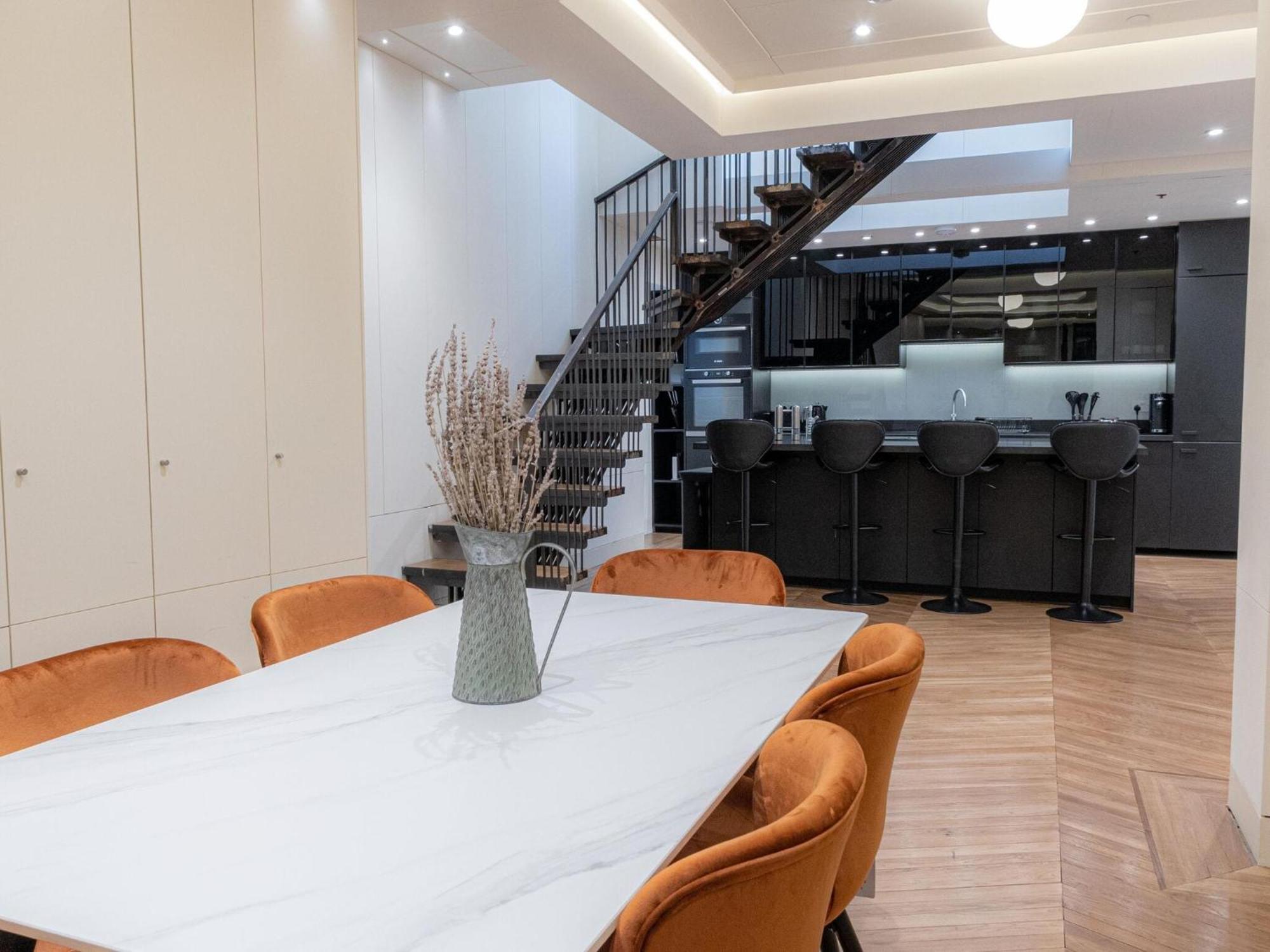 Modern Deluxe Five Bedroom House Near Chalk Farm Station By Belvilla London Exteriör bild
