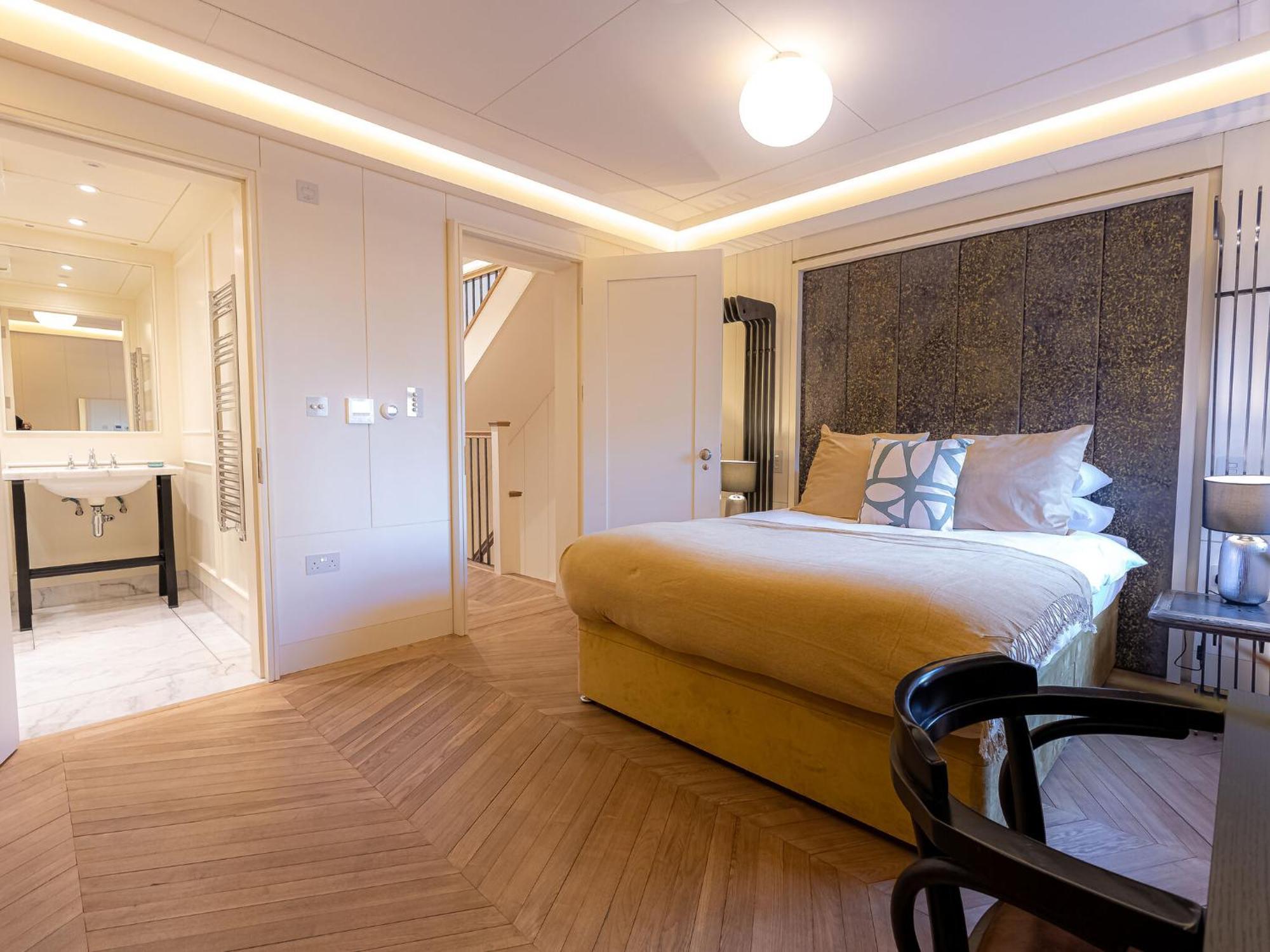 Modern Deluxe Five Bedroom House Near Chalk Farm Station By Belvilla London Exteriör bild