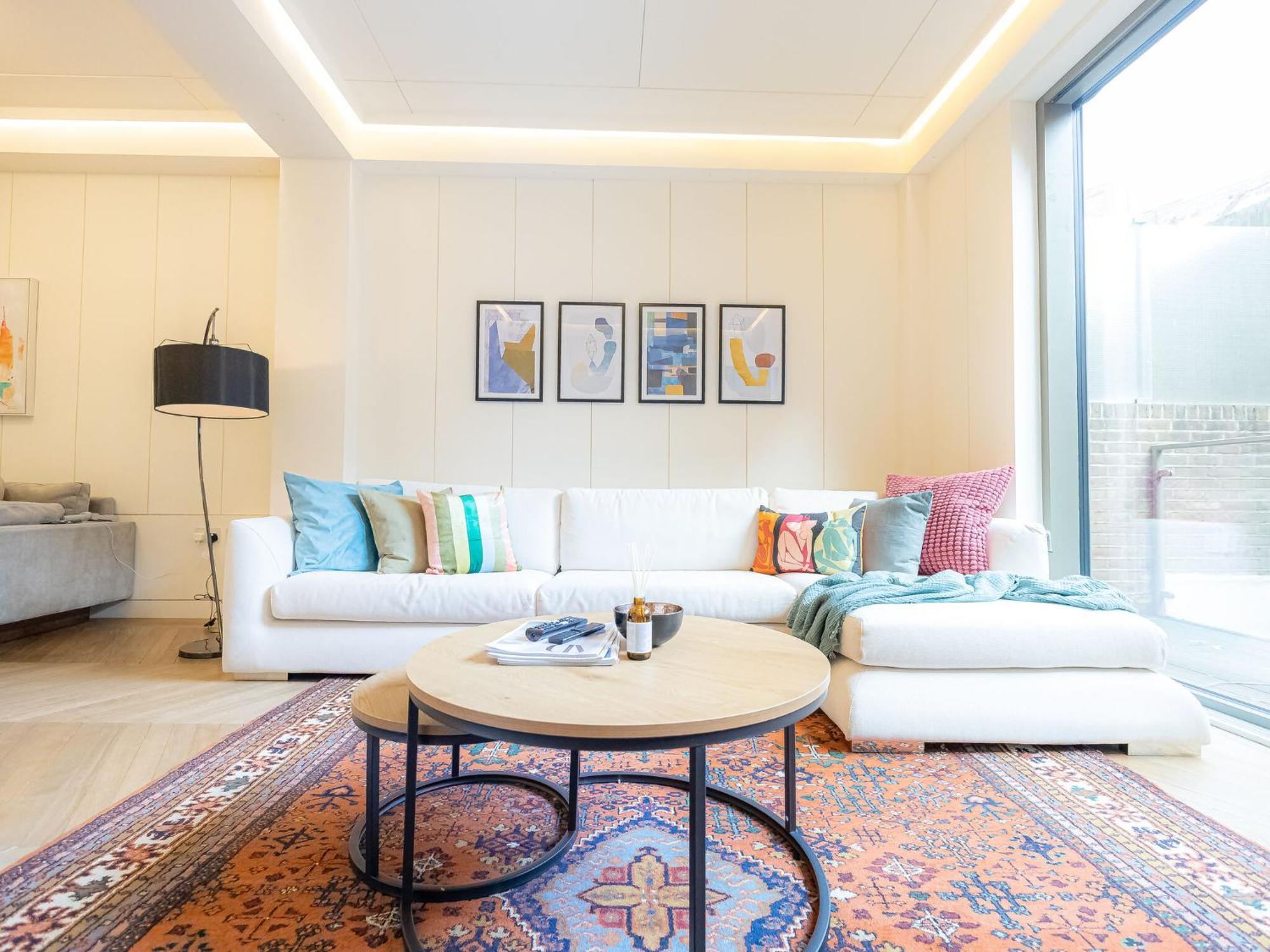 Modern Deluxe Five Bedroom House Near Chalk Farm Station By Belvilla London Exteriör bild