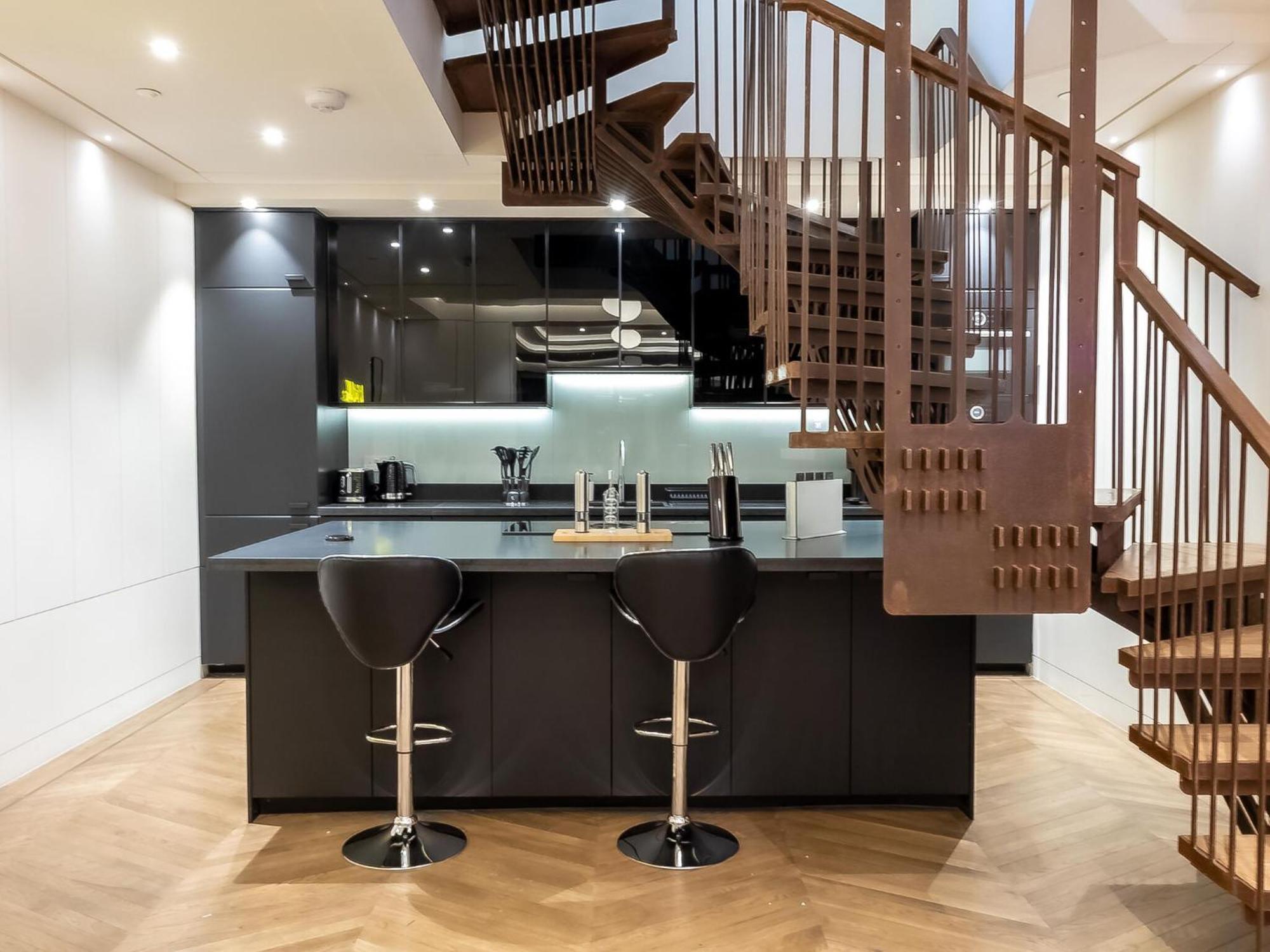 Modern Deluxe Five Bedroom House Near Chalk Farm Station By Belvilla London Exteriör bild